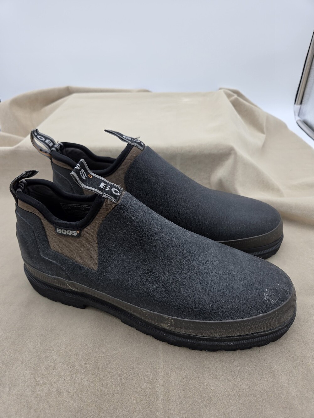 Size 11 BOGS Tillamook Bay Men's Waterproof Insulated Slip On Boots